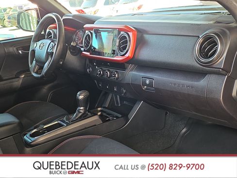 Used 2016 Toyota Tacoma TRD Sport w/ Towing Package RWD image 27