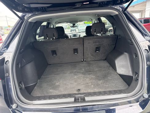 Used 2020 Chevrolet Equinox LS w/ LS Convenience Package FWD image 25