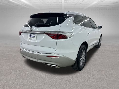 Certified 2024 Buick Enclave Premium image 13