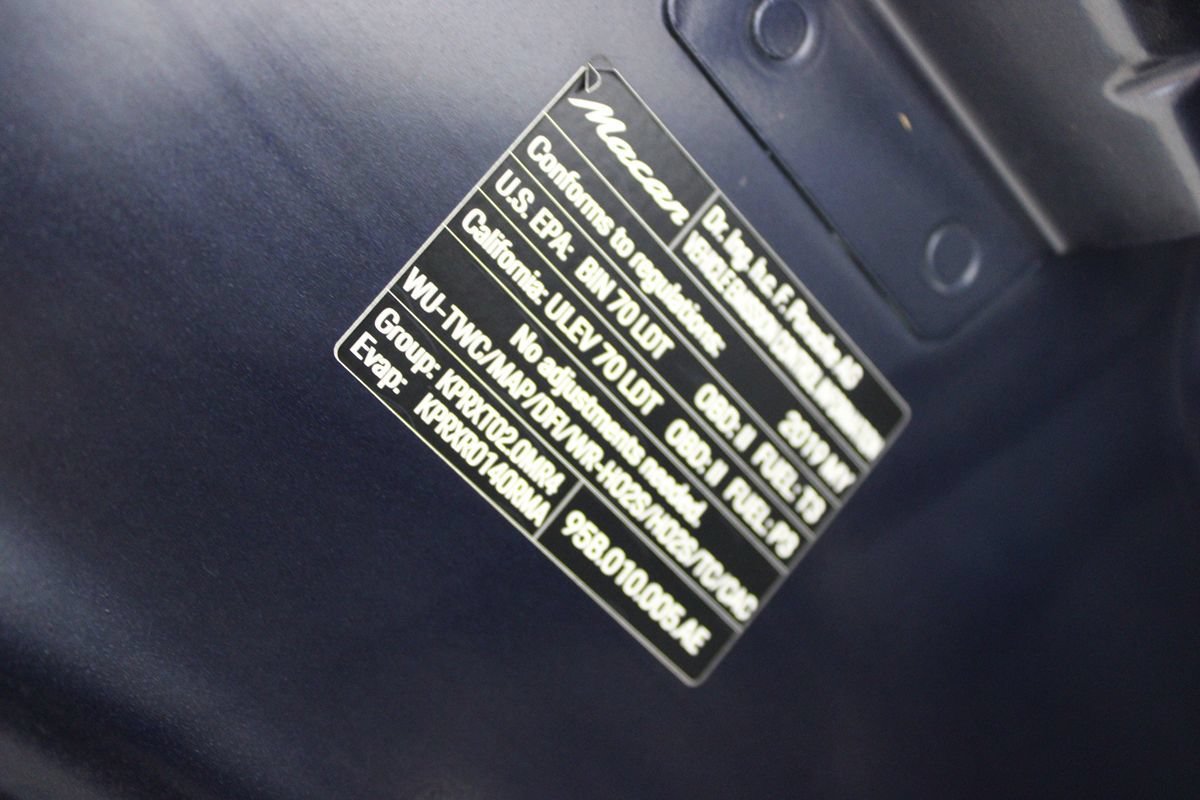 Used 2019 Porsche Macan AWD/4WD image 57