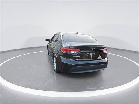 Certified 2025 Toyota Corolla LE w/ LE Premium Package FWD image 9