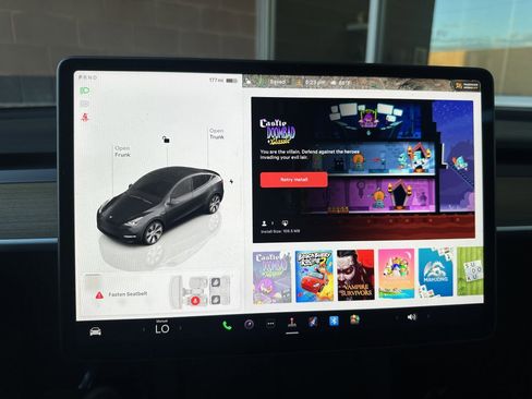 Used 2024 Tesla Model Y Long Range image 27