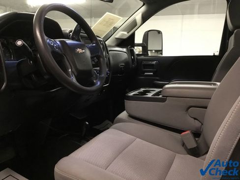 Used 2018 Chevrolet Silverado 3500 W/T w/ Snow Plow Prep Package AWD/4WD image 26