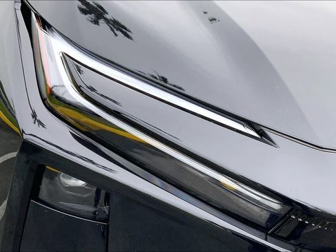 New 2026 Toyota C-HR AWD/4WD image 13