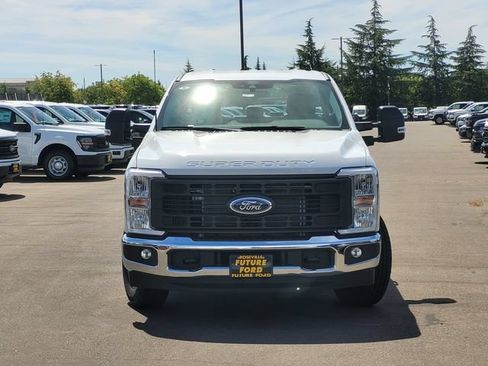 New 2026 Ford F250 XL w/ XL Chrome Package RWD image 3