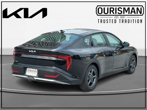 New 2025 Kia K4 LXS image 4
