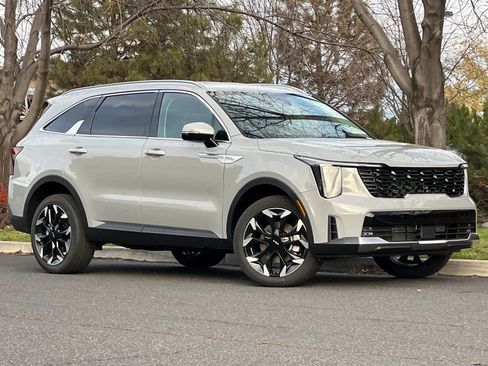 New 2026 Kia Sorento EX image 2