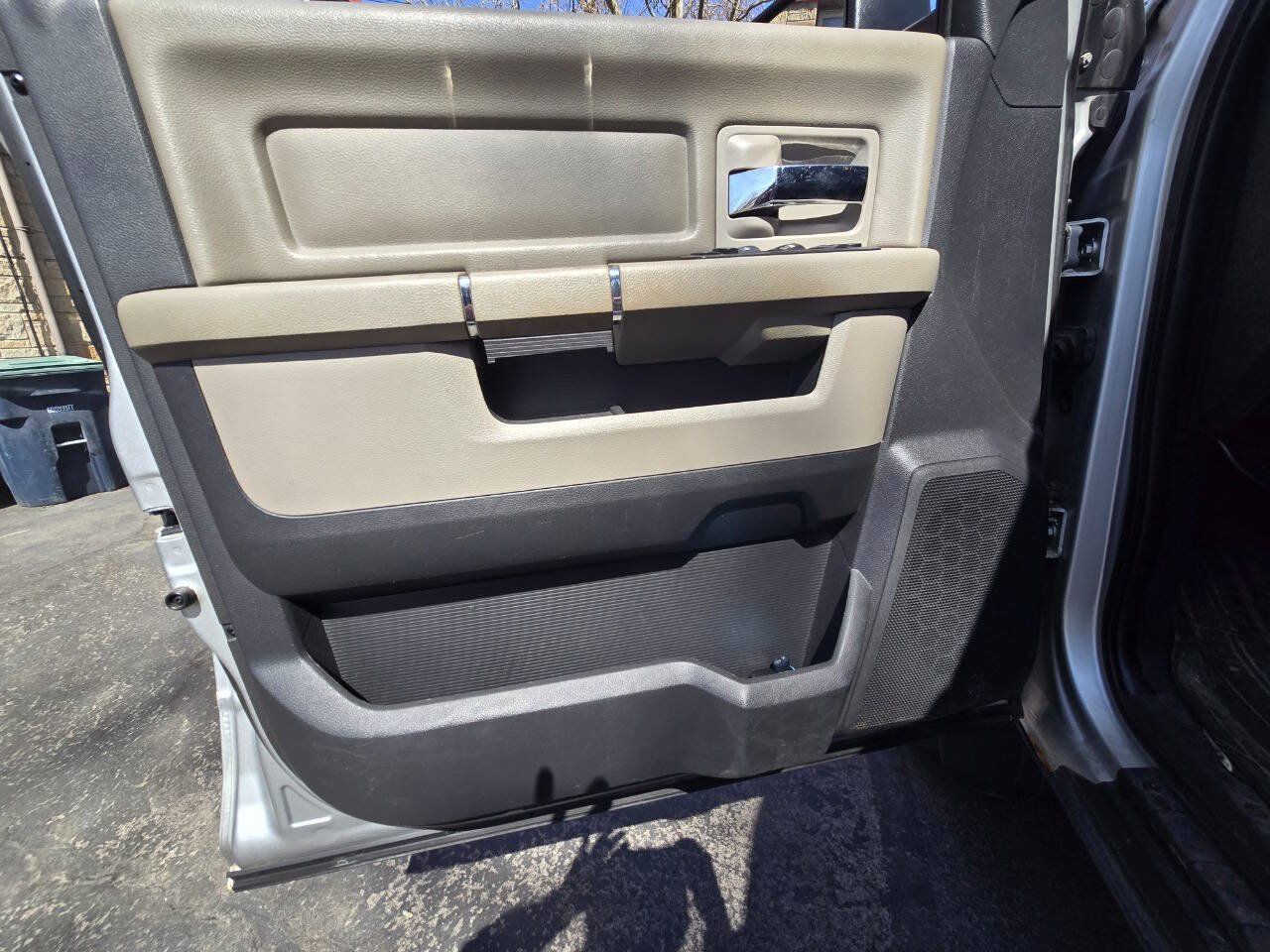 Used 2012 RAM 2500 SLT w/ HD Snow Plow Prep Group AWD/4WD image 12
