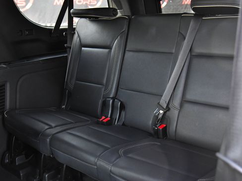 Used 2022 Chevrolet Suburban Premier RWD image 40