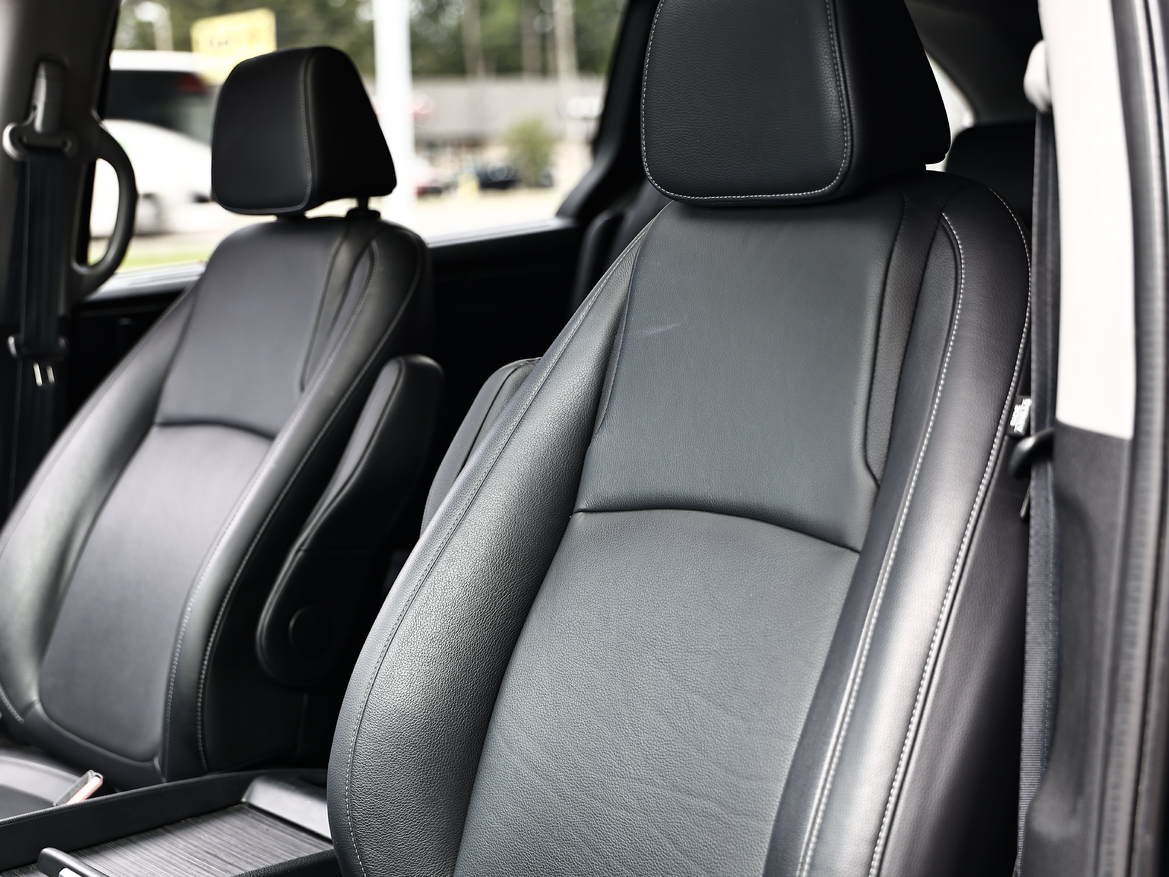 Used 2023 Honda Odyssey EX-L image 19