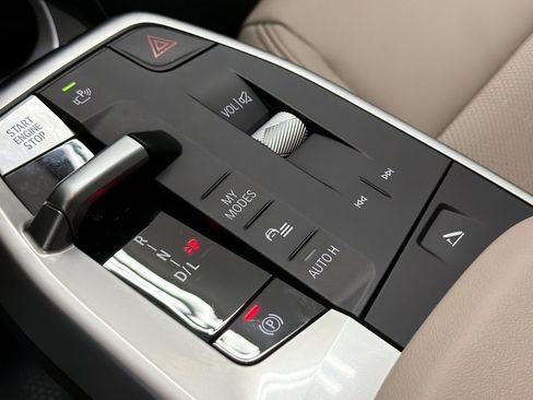 Used 2025 BMW X1 xDrive28i w/ Convenience Package image 18