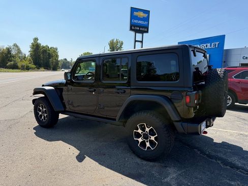 Used 2022 Jeep Wrangler Unlimited Rubicon w/ Cold Weather Group image 2