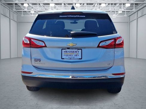 Used 2018 Chevrolet Equinox LT FWD image 6