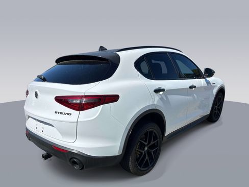 Used 2019 Alfa Romeo Stelvio AWD w/ Nero Edizione image 3