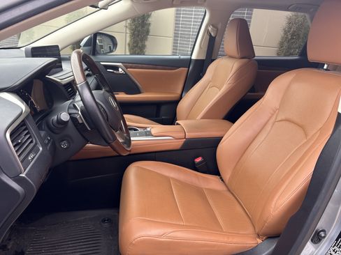 Used 2022 Lexus RX 350L Premium image 16