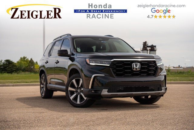 Used 2022 Honda Pilot Touring image 1