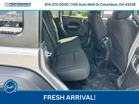 Used 2019 Jeep Wrangler Unlimited Sport S AWD/4WD image 15
