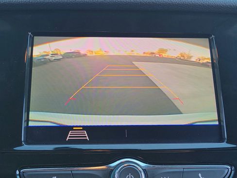 Used 2022 Buick Encore Preferred w/ Safety Package image 23