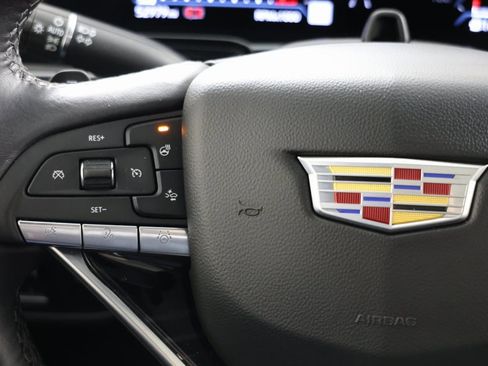 Used 2024 Cadillac Escalade Sport w/ LPO, ONYX Package image 31