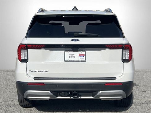 New 2026 Ford Explorer Platinum image 28