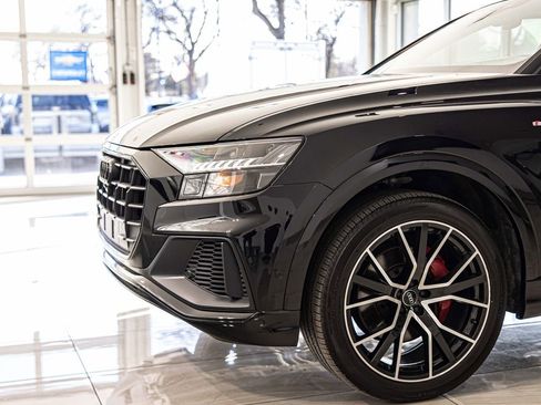 Used 2020 Audi Q8 Premium Plus w/ Premium Plus Package image 5