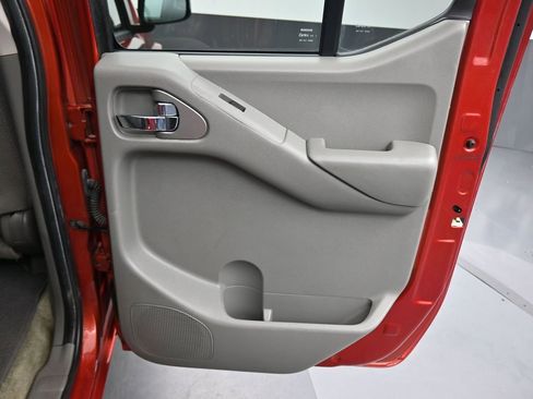 Used 2017 Nissan Frontier SV AWD/4WD image 28