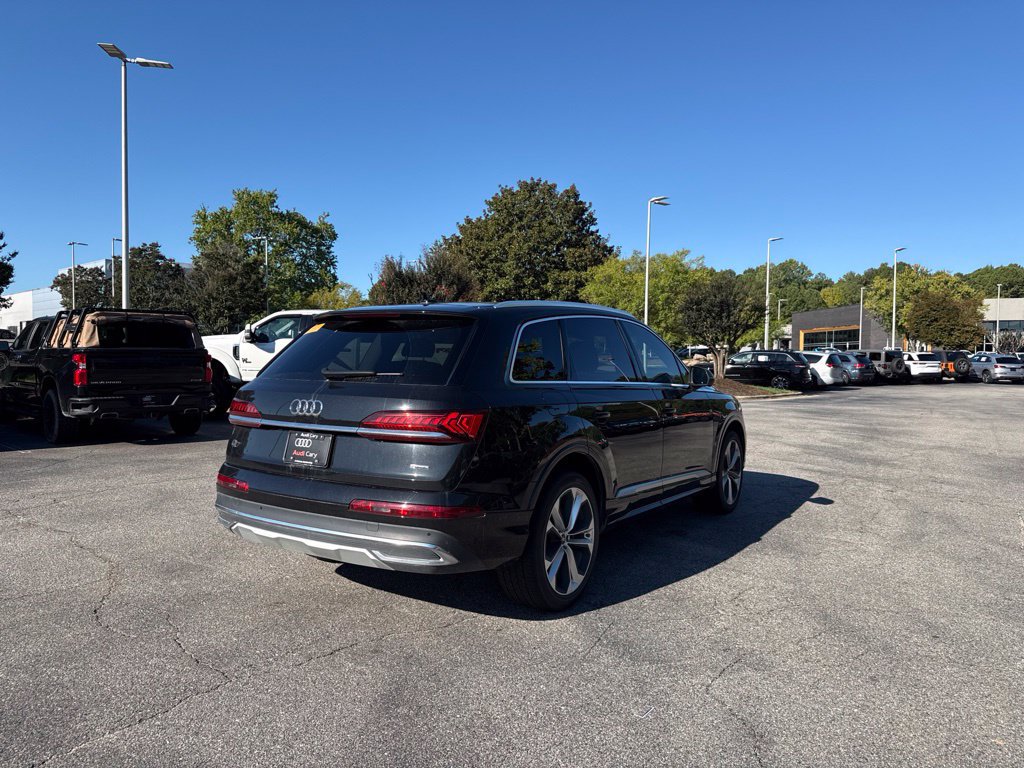 Used 2023 Audi Q7 3.0T Premium Plus AWD/4WD image 4