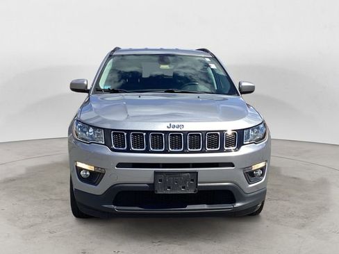 Used 2019 Jeep Compass Latitude w/ Popular Equipment Group AWD/4WD image 8