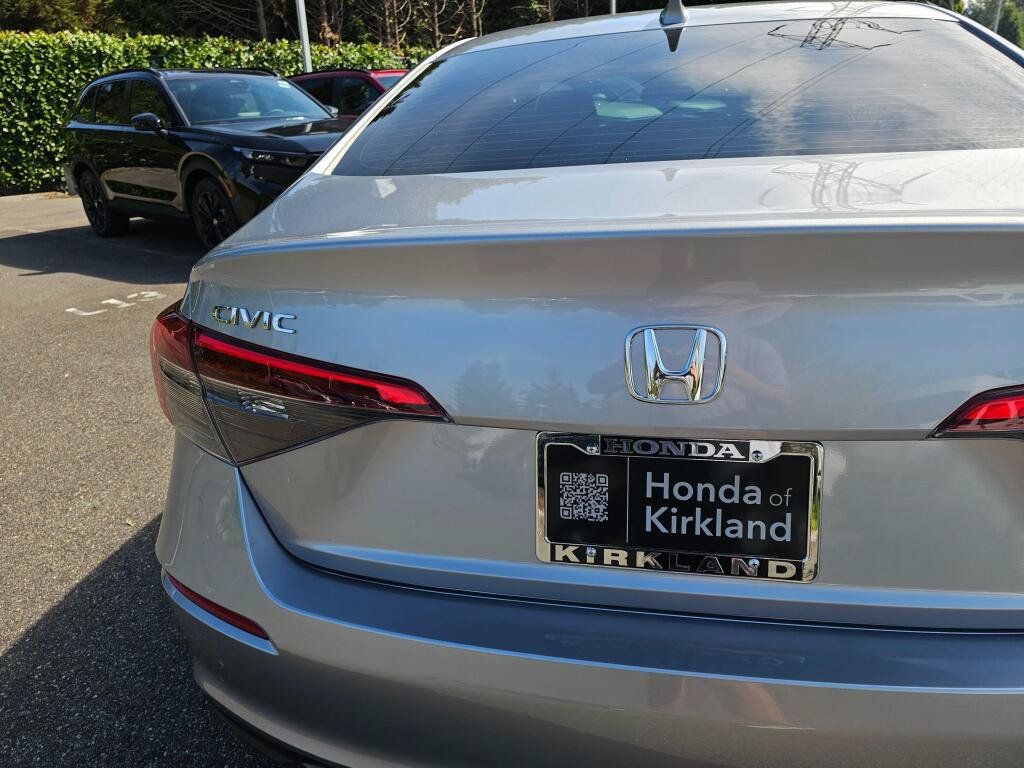 Used 2023 Honda Civic LX image 16
