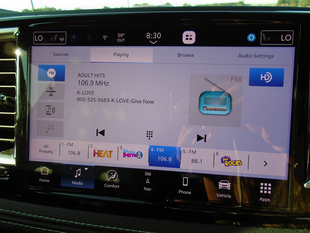 Certified 2026 Chrysler Pacifica Limited w/ S Appearance Package FWD image 15