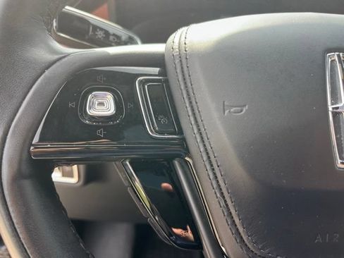 Used 2023 Lincoln Aviator Reserve RWD image 16