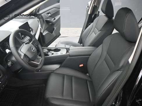 New 2026 Nissan Rogue SV FWD image 9