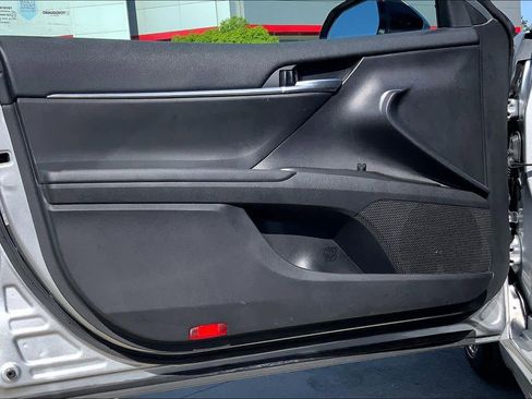 Used 2024 Toyota Camry SE image 22