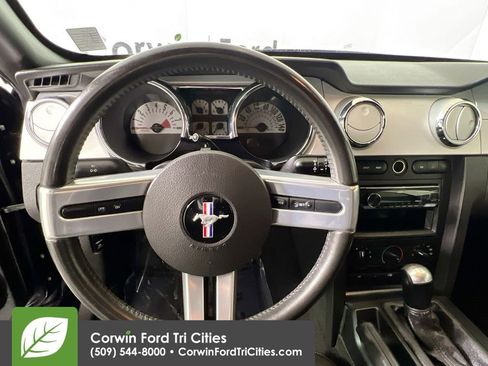 Used 2008 Ford Mustang GT image 7