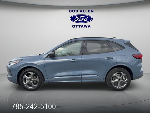 Used 2024 Ford Escape ST-Line w/ Equipment Group 301A image 2
