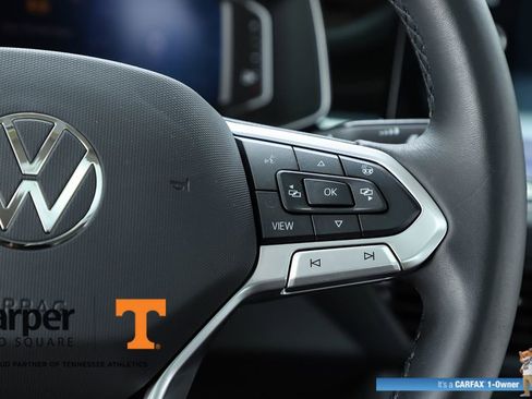 Used 2025 Volkswagen Jetta SEL image 58