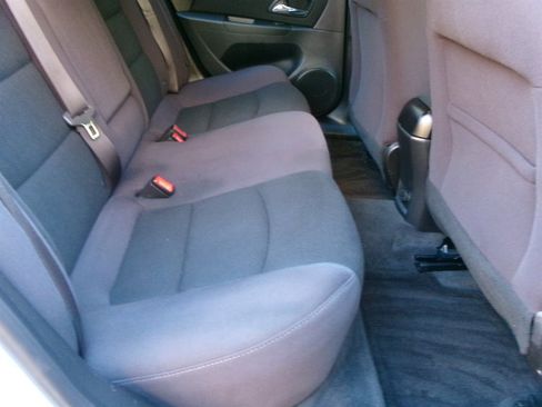 Used 2014 Chevrolet Cruze LT w/ Enhanced Safety Package image 24