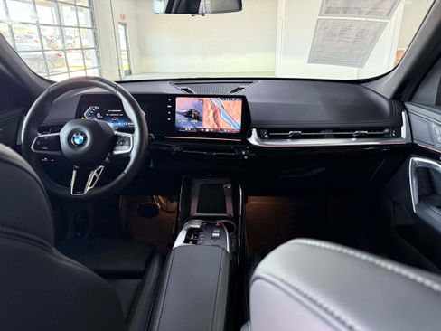 Used 2026 BMW X1 xDrive28i AWD/4WD image 16