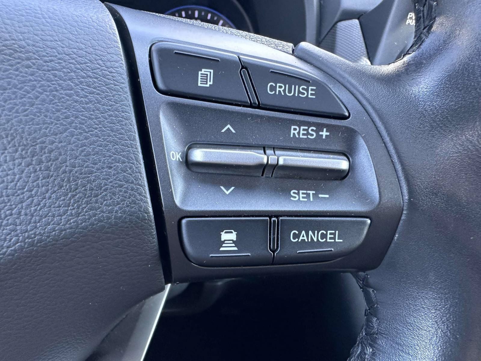Used 2021 Hyundai Kona Ultimate w/ Cargo Package AWD/4WD image 19