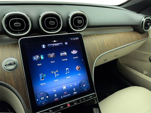 Used 2024 Mercedes-Benz C 300 4MATIC Sedan image 23