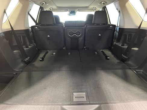 New 2025 Honda Pilot Touring image 23