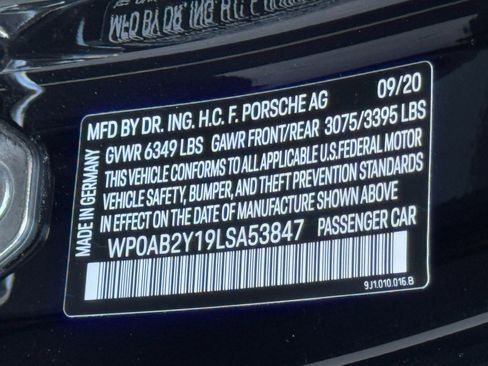Used 2020 Porsche Taycan 4S image 47