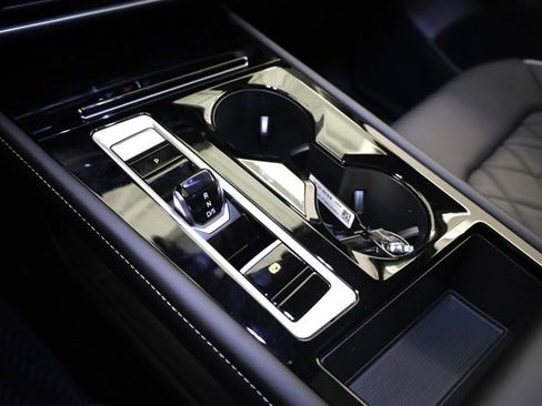 New 2026 Volkswagen Atlas SEL Premium R-Line image 22