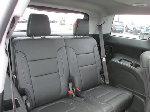 Used 2023 GMC Acadia SLT w/ Elevation Edition AWD/4WD image 25
