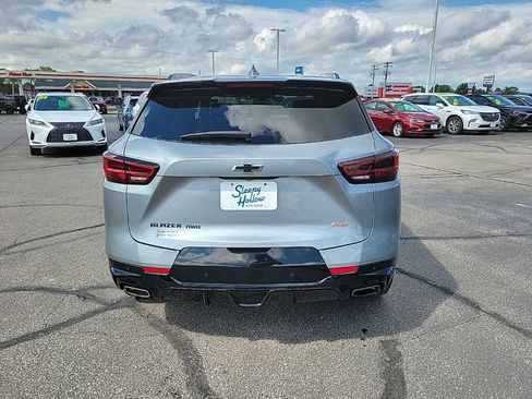 Used 2025 Chevrolet Blazer RS w/ Enhanced Convenience Package AWD/4WD image 6