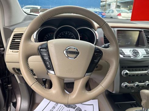Used 2014 Nissan Murano SL w/ Navigation Package AWD/4WD image 14