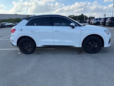 Used 2023 Audi Q3 2.0T Premium Plus w/ Premium Plus Package image 6