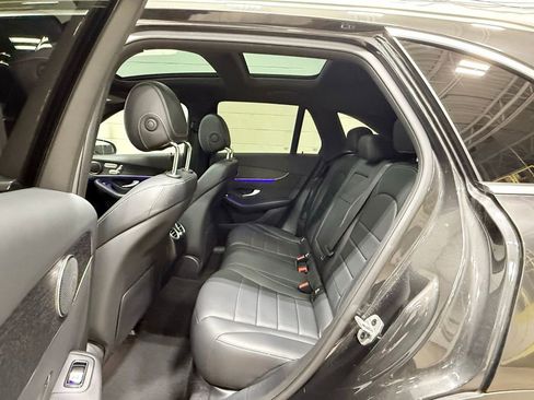 Used 2022 Mercedes-Benz GLC 300 image 31