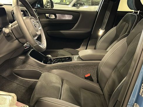 Certified 2023 Volvo C40 P8 Recharge Plus AWD/4WD image 10
