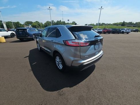 Used 2024 Ford Edge SEL w/ Convenience Package AWD/4WD image 6